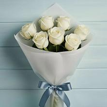 Букет 7 Белых роз Эдлесс Лав в Стерлибашево