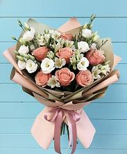 Букет цветов из:  Розы, Альстромерии и Лизиантусы в Стерлибашево