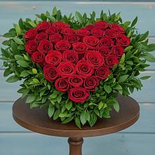 Цветочная композиция из Розы в виде сердца в Стерлибашево