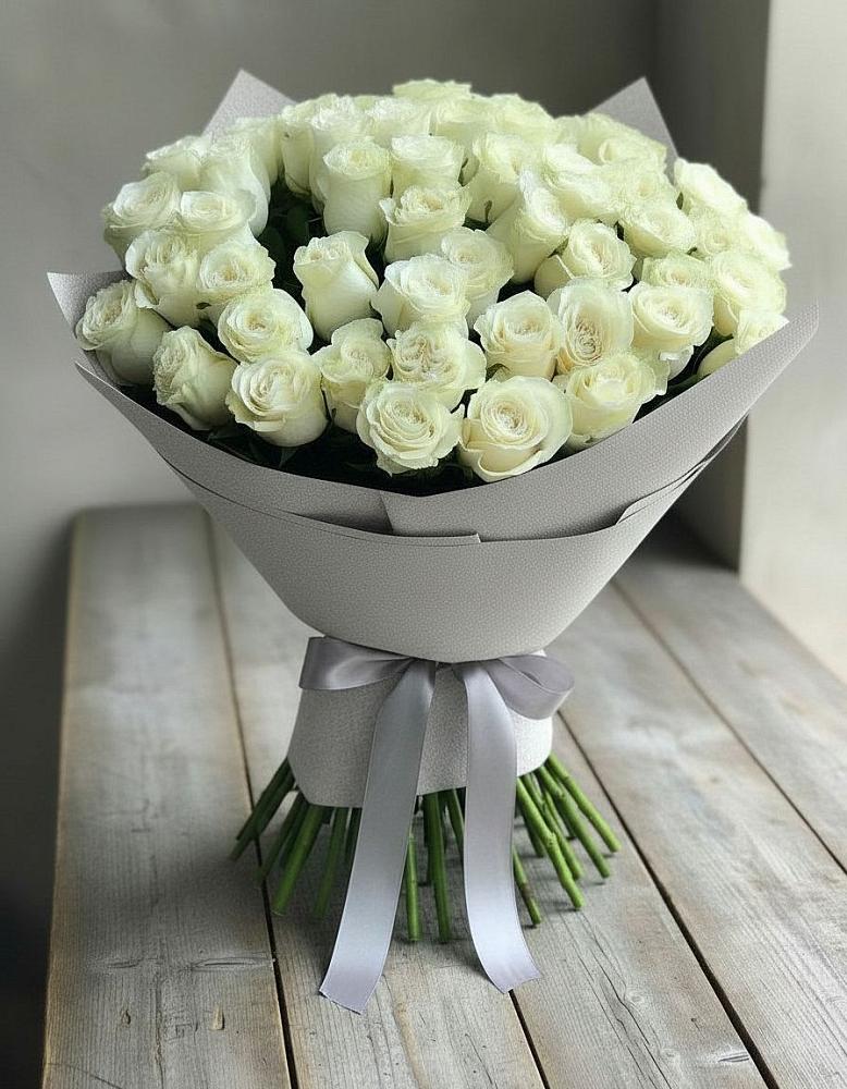Букет 35 Белых роз в Стерлибашево