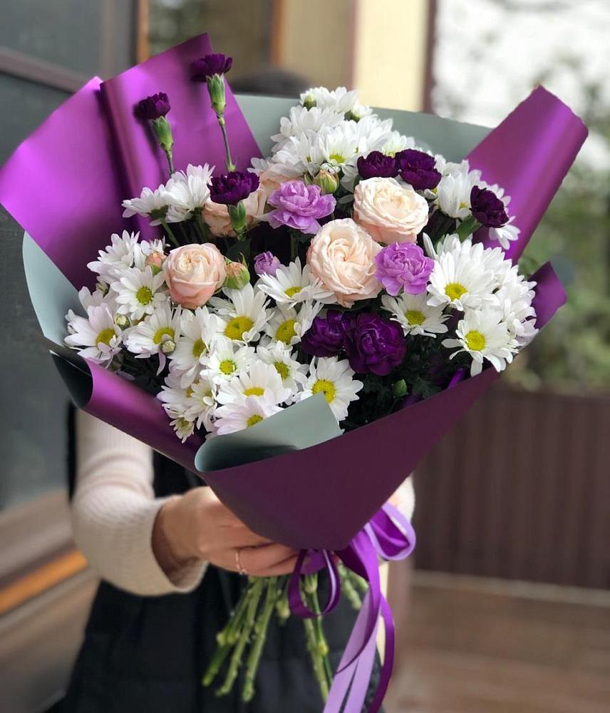 Букет цветов из: Хризантемы, Гвоздики и Розы в Стерлибашево