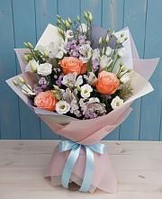 Букет цветов из:  Лизиантусы, Розы, Альстромерии и Гипсофила #REPLACE_PRED# Стерлибашево