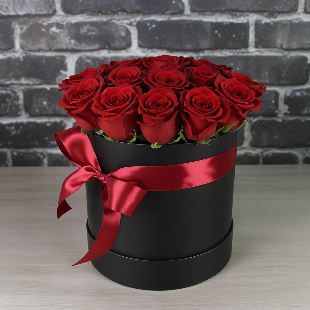 Цветочная композиция из Розы в шляпной коробке в Стерлибашево