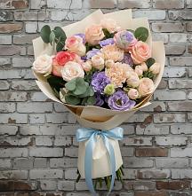 Букет цветов из:  Розы, Лизиантусы и Гвоздики #REPLACE_PRED# Стерлибашево
